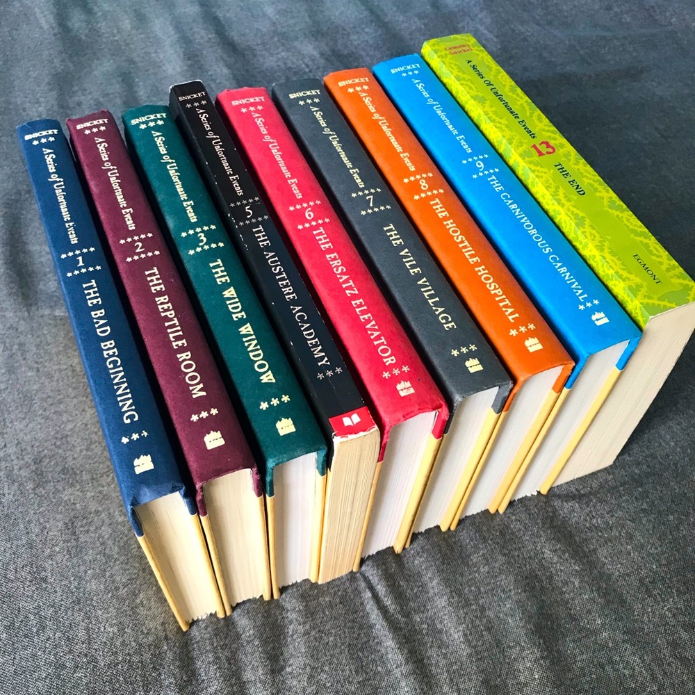 Bundle of 10 Lemony Snicket — A Series of Unfortunate Events Books